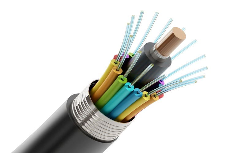 تفاوت فیبر نوری با خطوط تلفن؛ عصر جدید شبکه اینترنت 5 تفاوت فیبر نوری با خطوط تلفن